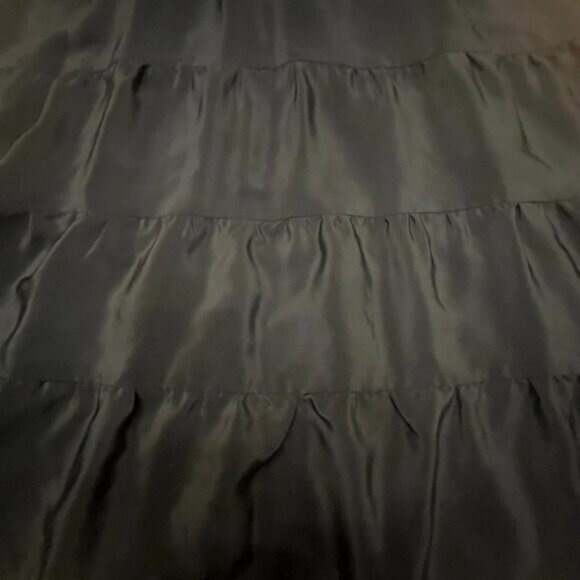 TUCKER Midi Off the Shoulder (or on!) Dress - Black - Size Medium - Picture 6 of 8